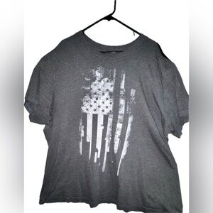 Men’s 4XB Distressed American Flag Grey Graphic Tee from Kohls - GUC